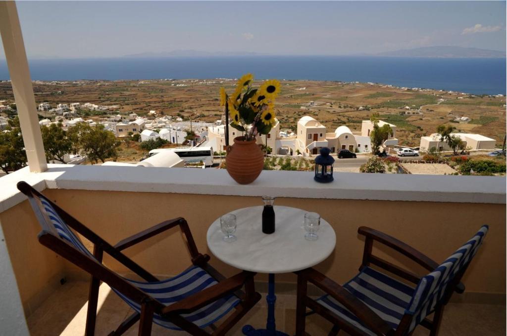 Panorama Oia Apartments Kamer foto